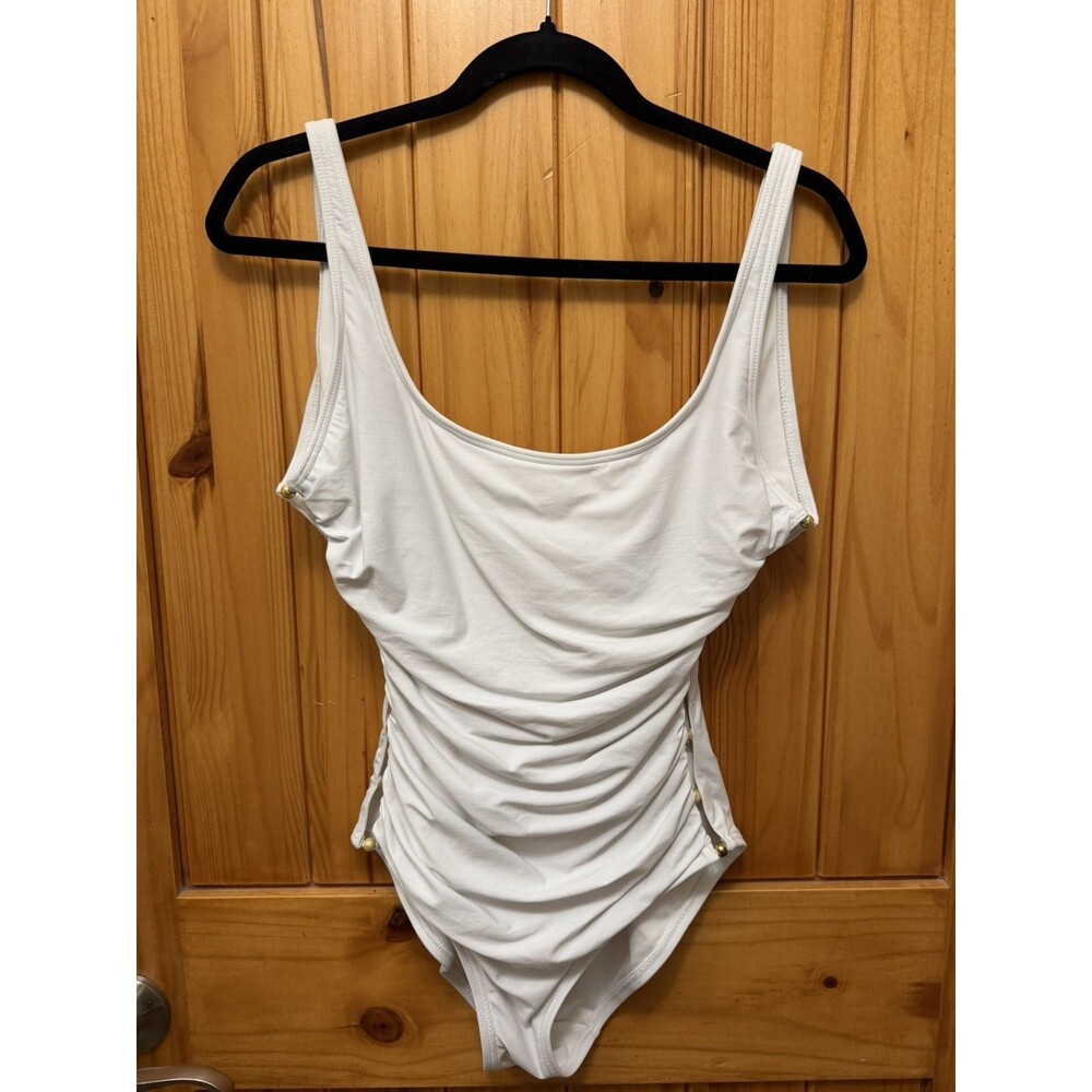 Carmen Marc Valvo Women's White Scoop Neck Ruched One Piece Swimsuit Size 8